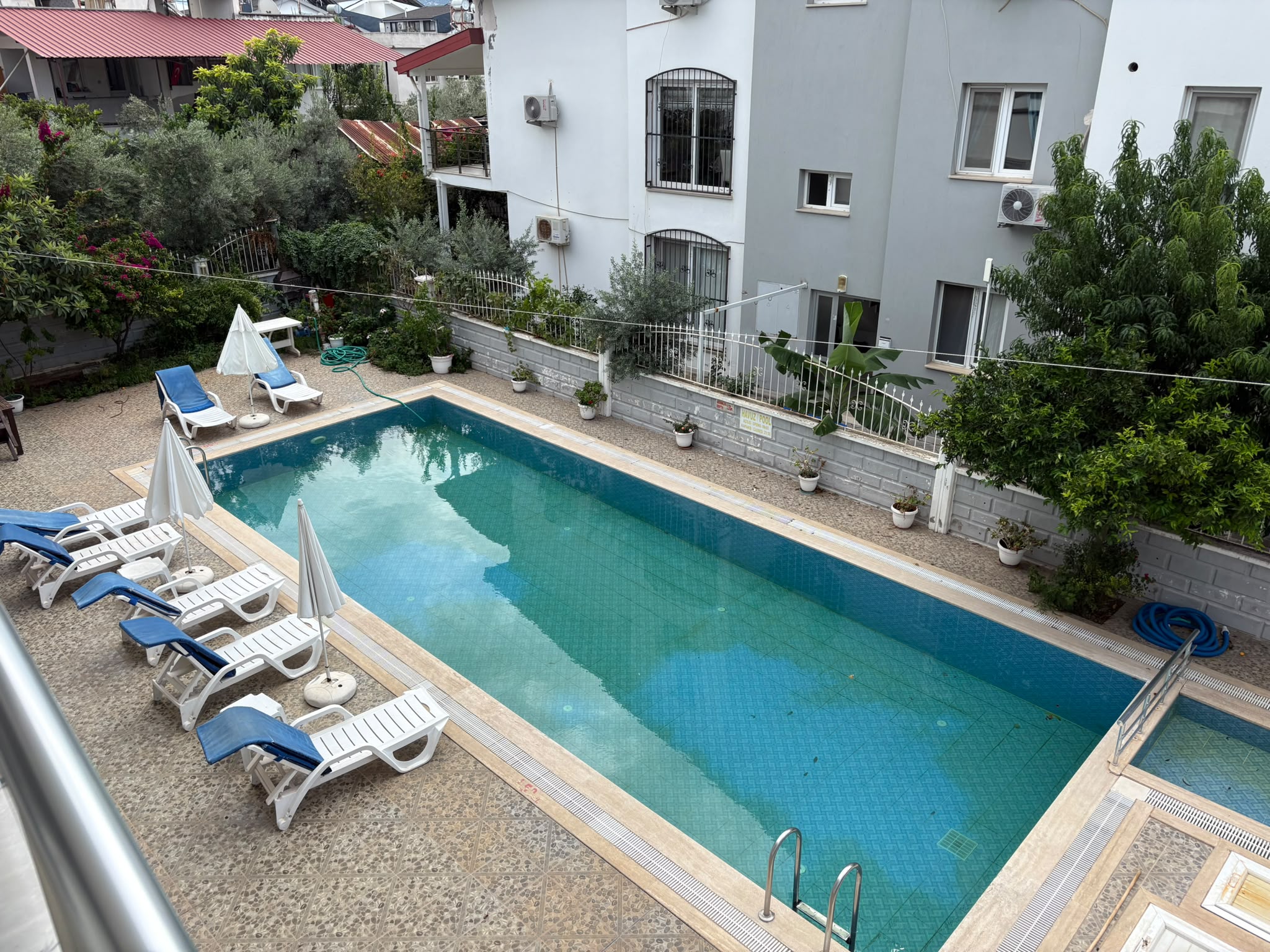 Dy Gayrimenkulden Foça Mahallesinde 1+1 ve 2+1 Uzun Dönem Eşyalı Kiralık Daire